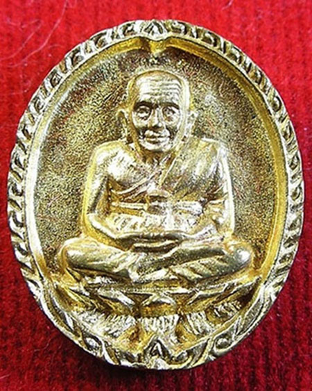 หลวงปู่ทวด วัดช้างให้ พิมพ์เปิดโลก หลวงปู่ชื้น วัดญาณเสน อยุธยา ปลุกเสก สวย เดิม
