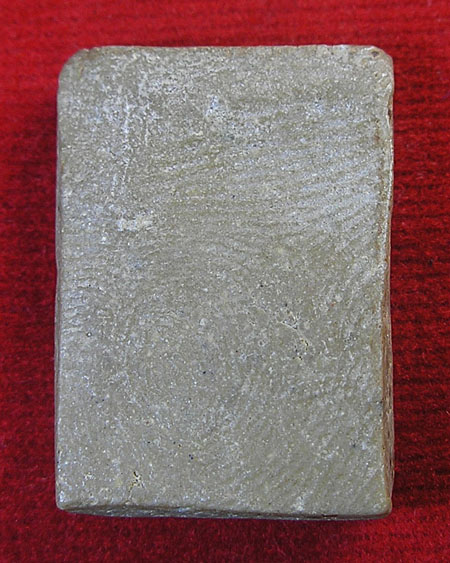 พระเนื้อผงน้ำมัน กรุวัดชนะสงคราม กรุงเทพมหานคร พ.ศ.๒๔๙๑ พิมพ์ ปางพระสังกัจจายน์..สวย