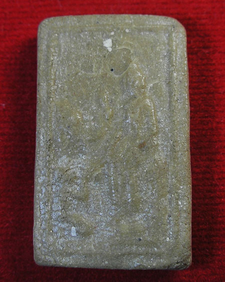 พระเนื้อผงน้ำมัน กรุวัดชนะสงคราม กรุงเทพมหานคร พ.ศ.๒๔๙๑ พิมพ์ ปางป่าเลไลย์..สวย