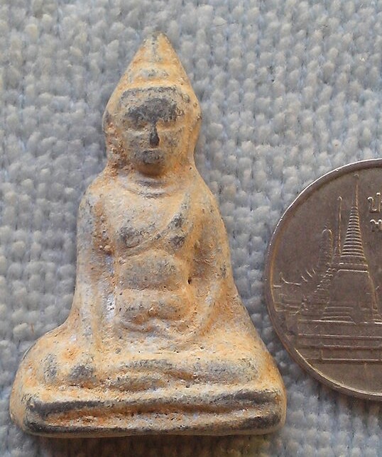 20 บาท พระร่วงนั่งเนื้อชิน ไม่ทราบที่
