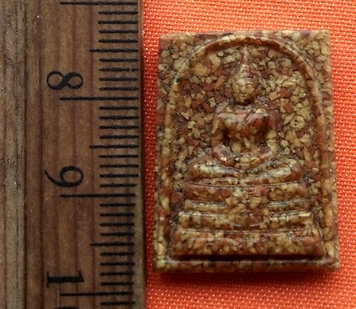 เริ่ม 10 บาท กับ พระเนื้อผงกระเบื้องหลังคาโบสถ์ หลวงพ่อพระพุทธโสธร  …D645