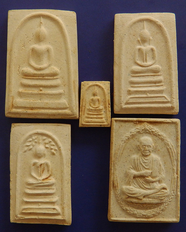 1.กล่องชุดสมเด็จวัดระฆัง 118 ปี พ.ศ. 2533 พร้อมกล่องเดิม