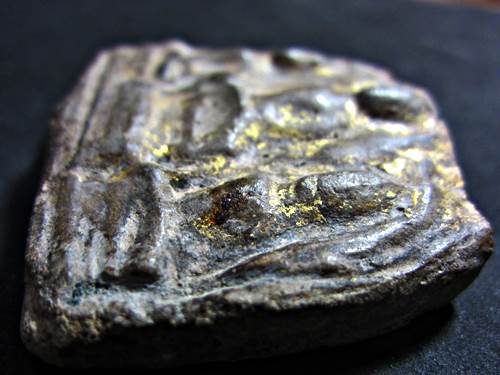 พระสามกรุลำพูน......สวยสวยสภาพลงรักยางไม้ปิดทองเก่าเดิมเดิมบิ่นจากกรุหายาก