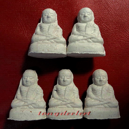 รูปหล่อหลวงพ่อเงิน วัดบางคลาน ญสส. สมเด็จพระญาณสังวรฯ วัดบวร นิเวศวิหาร รุ่นแรก สวยมากค่ะ