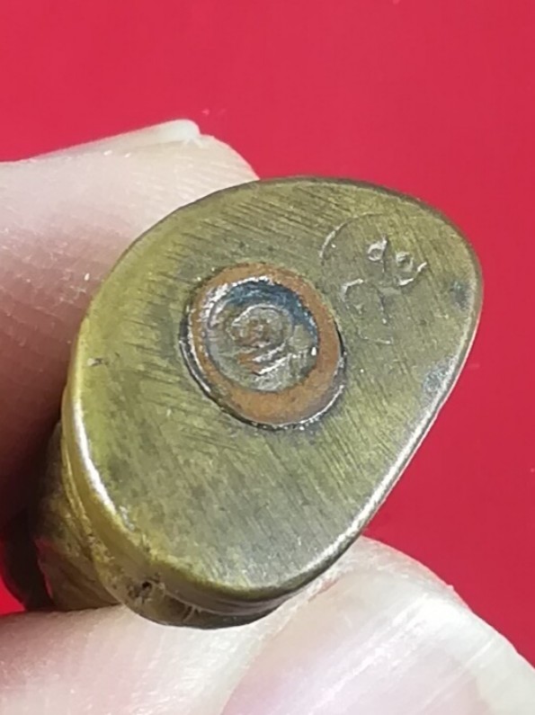 รูปหล่อหลวงพ่อเงิน วัดบางคลาน หลวงพ่อเปรื่องสร้าง(บล็อกวัด) ตอกโค๊ต ๑๕ ....สภาพสวยเดิมๆ...โค๊ตอุ.