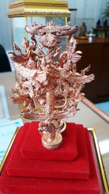 พญาครุฑ รุ่น บังเกิดทรัพย์ วัดครุฑธาราม ครุฑช่อ เนื้อตริยะโลหะแดงสัมฤทธิ์ผล มหาอำนาจอนันตทรัพย์ 
