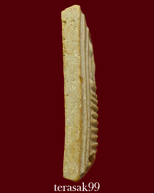 พระสมเด็จพิมพ์วัดเกศไชโย 9ชั้น หลวงพ่อกวย วัดโฆสิตาราม เนื้อผงน้ำมัน ราคาเบาๆ