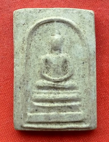 เริ่ม 10 บาท กับ พระสมเด็จ เนื้อผง  …G214
