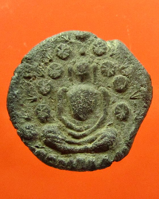 พระกรุสะดือเมือง (วัดอินทขิล) เชียงใหม่