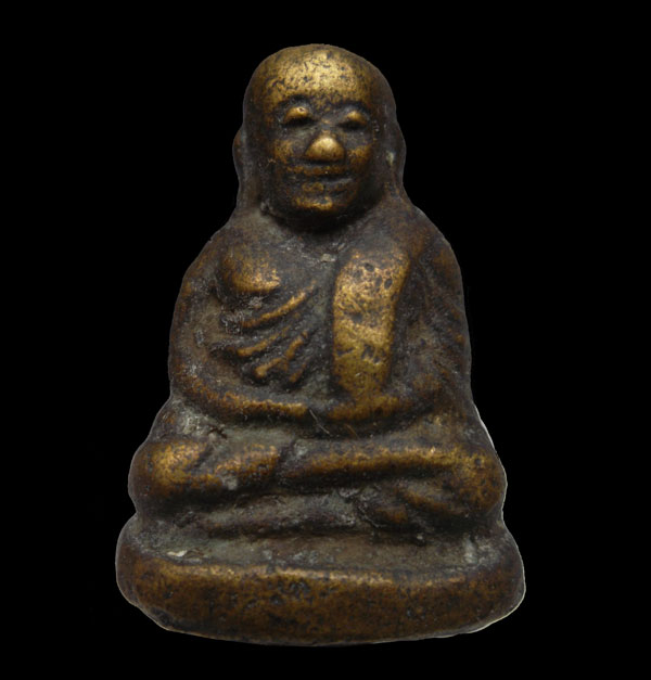 หลวงพ่อเงิน รุ่นปืนแตกปี28 สภาพเดิมๆสวยๆครับ