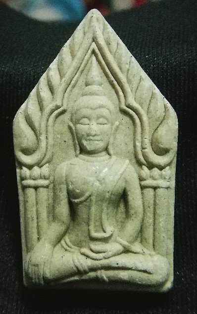 พระขุนแผนหลังพระลักษณ์หน้าทองโค๊ต​ ย