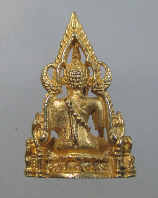 ๒๐ รูปหล่อพระพุทธชินราช กะไหล่ทอง