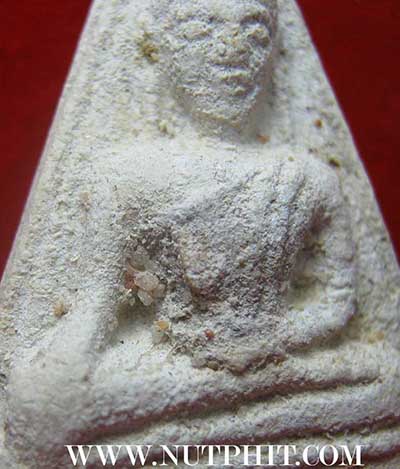 สมเด็จนางพญา (บรรจุกรุ) หลวงปู่ทิม วัดละหารไร่ จังหวัดระยอง มีเม็ดพระธาตุ*127