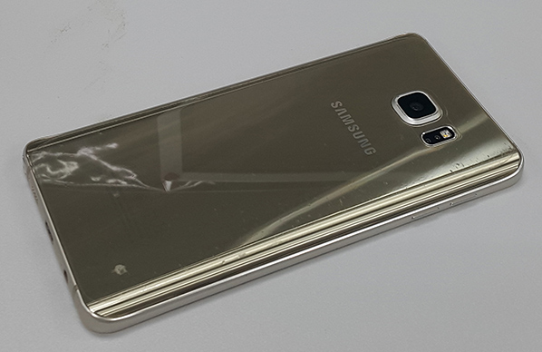 เคาะเดียว! ถูกๆ Samsung NOTE5 สีทอง 32GB เครื่องศูนย์ พร้อมเคส3มิติงามๆ