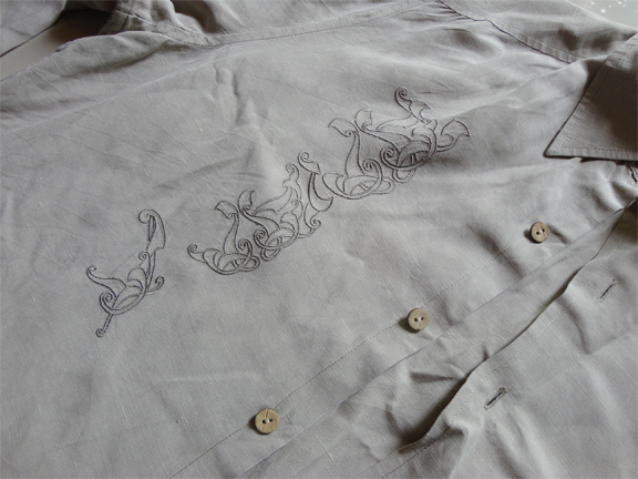 เชิ๊ต claiborne ของแท้ สวยๆ ลายด้านหน้าแจ่มมาก