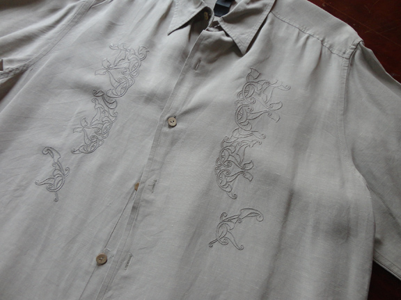 เชิ๊ต claiborne ของแท้ สวยๆ ลายด้านหน้าแจ่มมาก