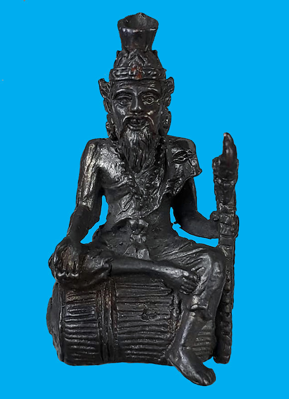 รูปหล่อฤาษีนั่งกลอง พระอธิการใจ ฐิตาจาโร วัดพระยาญาติ จ.สมุทรสงคราม ปี2552 เนื้อนวะ หมายเลข 66