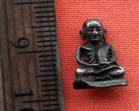 เริ่ม 10 บาท กับ หลวงพ่อเงิน   …G853