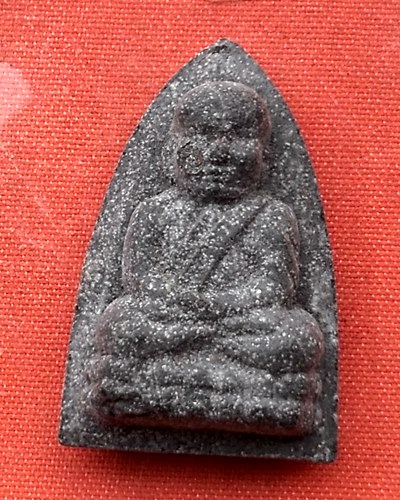 เริ่ม 10 บาท กับ พระผงหลวงปู่ทวด  …E936
