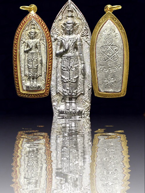 พระร่วงรัตนฤทธิ์หลวงปู่ทิม เนื้อชินตะกั่ว ตอกโค้ด อิ 