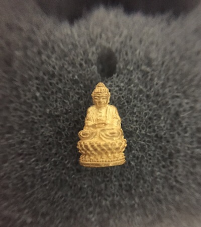 พระชัยวัฒน์พิมพ์จิ๋ว หลวงพ่อเปิ่นเนื้อทองคำ ปี2538