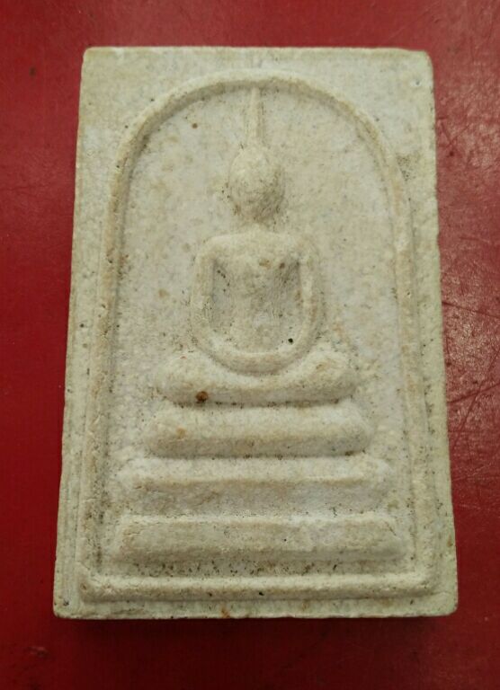 พระสมเด็จหลวงพ่อเกษม ปี37สวยๆครับ