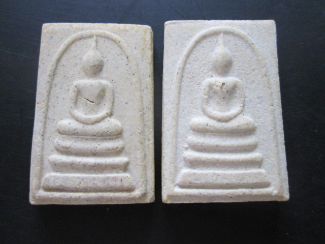 4 องค์ สมเด็จวัดระฆัง 122 ปี พ.ศ. 2537 พิมพ์ใหญ่นิยม พร้อมกล่องเดิม  เคาะเดียว