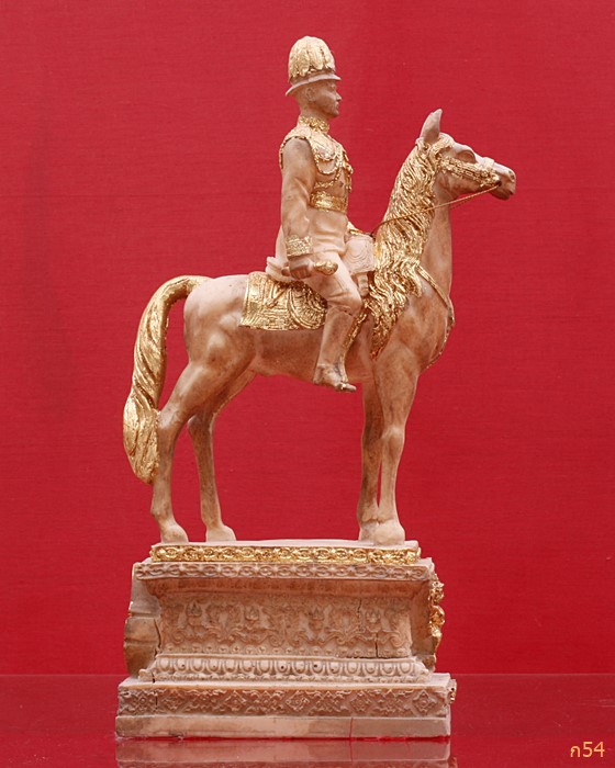 พระบูชารัชกาลที่ 5 ทรงม้า