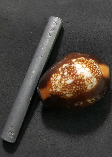 (2ชุด)เบี้ยแก้และ ตะกรุดโทนอุดผงพรายกุมารโรยผงตะใบพระกริ่ง +กระดาษยันต์สารพัดกันหลวงปู่ทิมหลังปั๊มตร