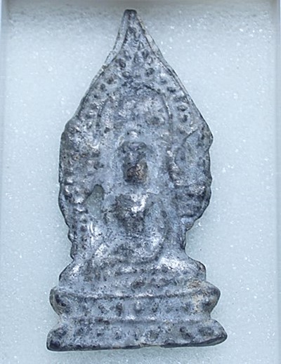 พระซุ้มร่มโพธิ์ กรุวัดราชบูรณะ เนื้อชินเงิน สภาพสวยๆ ครับ หายากครับ 