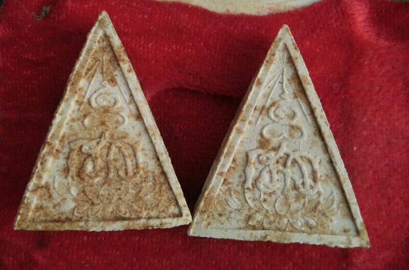 นางพญาหลวงปู่แหวน ปี16ออกวัดสัมพันธวงค์สวนๆ2องค์เคาะเดียวครับ