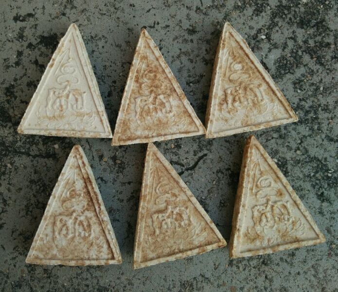 นางพญาหลวงปู่แหวนปี16ออกวัดสัมพันธวงค์สวยๆ6องค์เคาะเดียวครับ