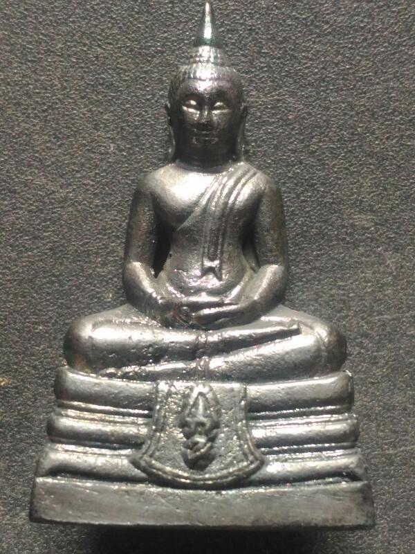 พระกริ่ง หลวงพ่อโสธร ปี 2545 เนื้อทองแดงรมดำ วัดโสธรวรมหาวิหาร เคาะเดียว