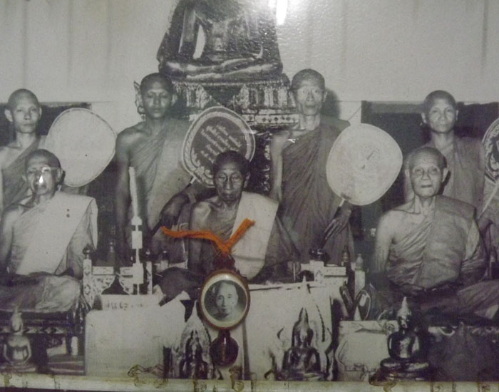 รูปบูชา หมู่ หลวงปู่ทิม วัดละหารไร่ ลพ.ทาบ วัดกระบกขึ้นผึ้ง ลพ.ชื่น วัดมาบข่า