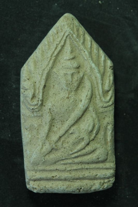 ขุนแผนถือดาบ วัดหัวถนน จ.ชลบุรี เนื้อผงว่าน ปี2499 หลวงปู่ทิมปลุกเสก