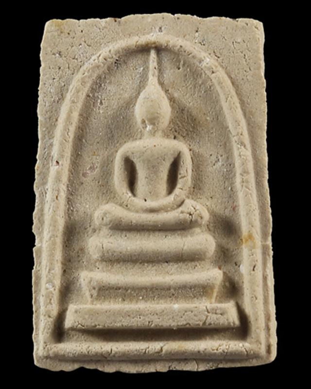 พระสมเด็จหลวงปู่ทิม วัดละหารไร่ พิมพ์คะแนนหลังยันต์เฑาะว์ เนื้อผง ปี 2515 จ.ระยอง