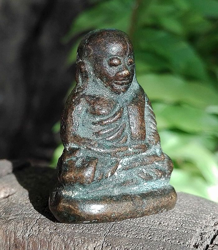 รูปหล่อหลวงพ่อเงิน วัดบางคลาน ปี28 รุ่น ปืนแตก " พิมพ์เศียรกลม " มีคราบเบ้า สนิมจับเดิมๆคลาสสิค