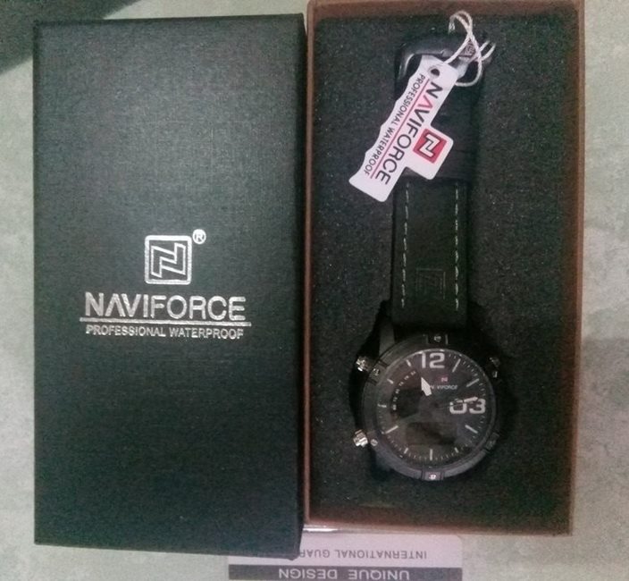 นาฬิกา Naviforce รุ่น NF-9095 สีดำ