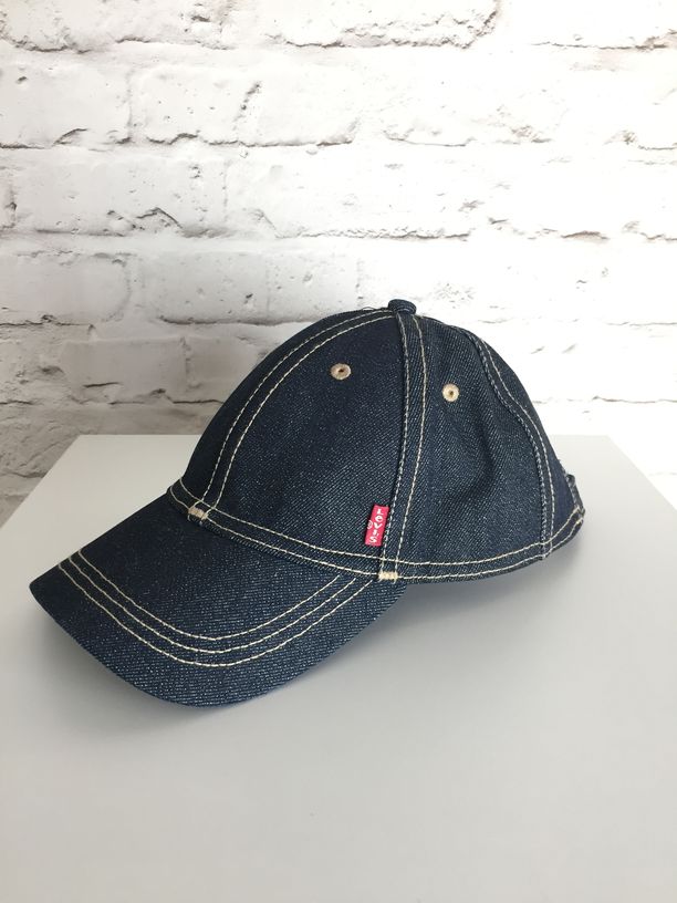 หมวกยีนส์ Levi's ของแท้