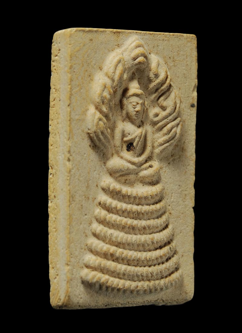 พระสมเด็จนาคปรก หลวงปู่จันทร์ วัดศรีเทพ จ.นครพนม ผสมมวลสารศักดิ์สิทธิ์ ผงพุทธคุณ ค่ะ