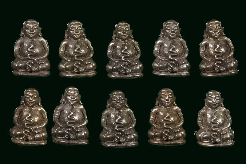 มา 10 องค์ พระสังกัจจายน์ เเยกจากชุด ของขวัญหมืนยันต์ เนื้อนวะโลหะ กฐิน ๕๑ ลังกาสุกะ พระอาจารย์เเดง 