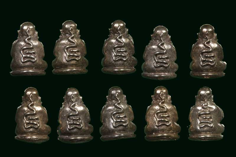 มา 10 องค์ พระสังกัจจายน์ เเยกจากชุด ของขวัญหมืนยันต์ เนื้อนวะโลหะ กฐิน ๕๑ ลังกาสุกะ พระอาจารย์เเดง 