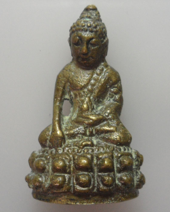 *** จ.แพร่ *** พระกริ่งวัดหนองม่วงไข่ (พิมพ์เล็ก) ปี๒๕๑๒ (องค์ที่ ๒)
