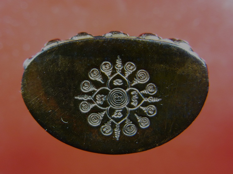 สิงห์หนึ่งล้านทอง วัดบวรนิเวศวิหาร