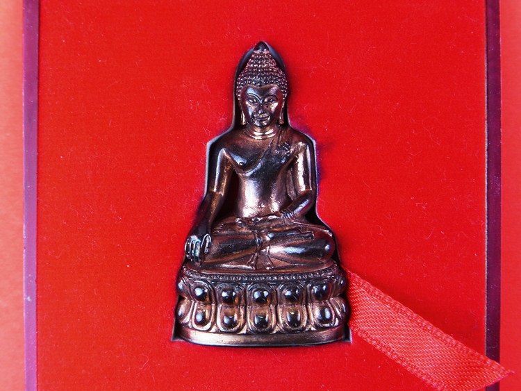 สิงห์หนึ่งล้านทอง วัดบวรนิเวศวิหาร