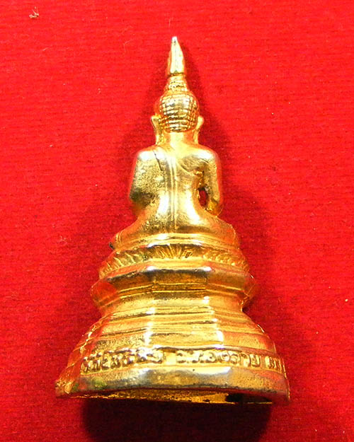 หลวงพ่อพระใส วัดโพธิ์ชัย จ.หนองคาย ขนาดตั้งหน้ารถ