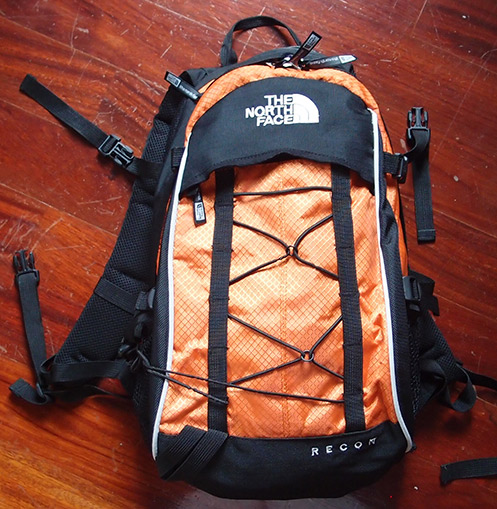 เป้ THE NORTH FACE สีส้ม-ดำ สวยมาก