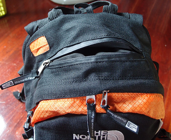 เป้ THE NORTH FACE สีส้ม-ดำ สวยมาก