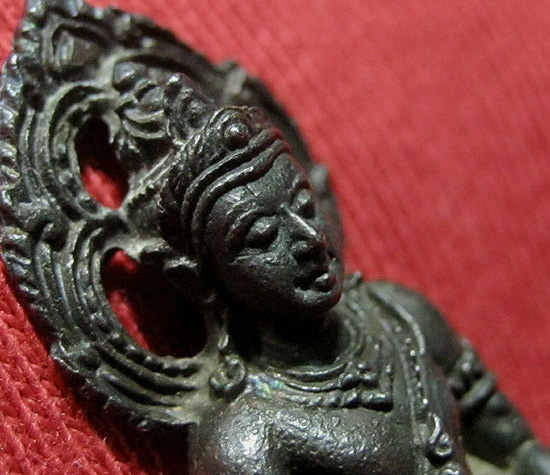 พระกริ่ง 84 ปี ศิริราช เนื้อนวโลหะครับ