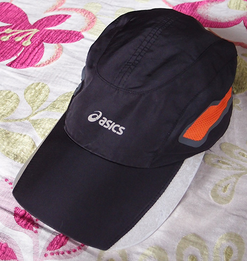 หมวก SISLEY สีดำ สวยๆ ฟรีไซส์ พิเศษมีแถมหมวก asics และ bodyglove ให้ฟรีด้วยครับ